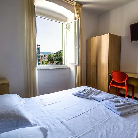Hotell San Pietro 2*