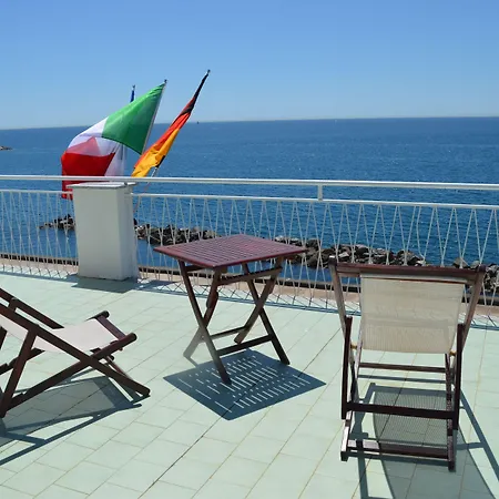 San Pietro Hotell 2*