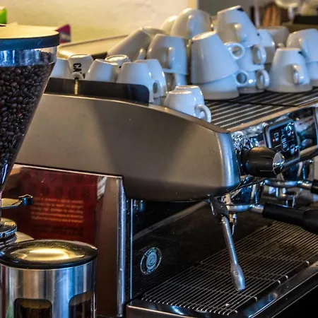 San Pietro Ξενοδοχείο 2*